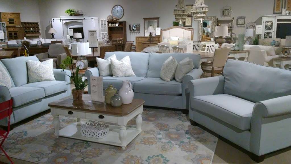 City Furniture Sawgrass & Outlet | 6701 Hiatus Rd, Tamarac, FL 33321, USA | Phone: (954) 718-3300