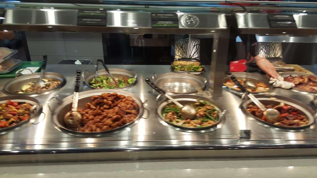 Panda Express | 751 Rio Rancho Rd, Pomona, CA 91766 | Phone: (909) 622-8819