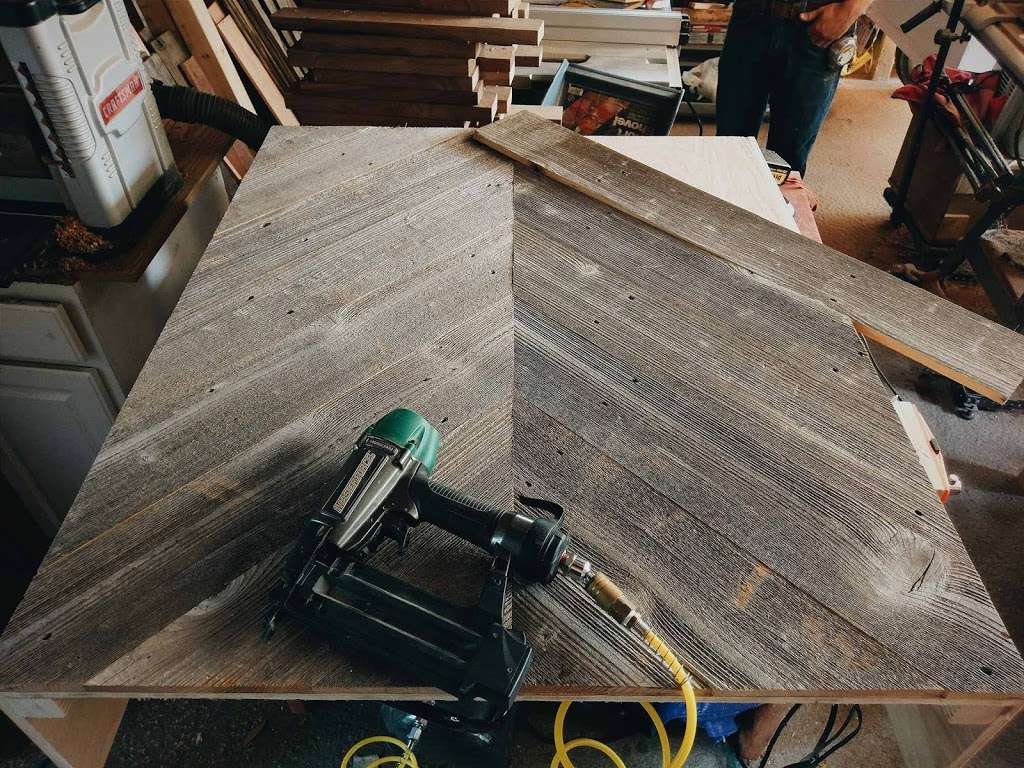 Little Board Woodworking | 8595 Pyott Rd suite b, Lake in the Hills, IL 60156 | Phone: (815) 451-5189