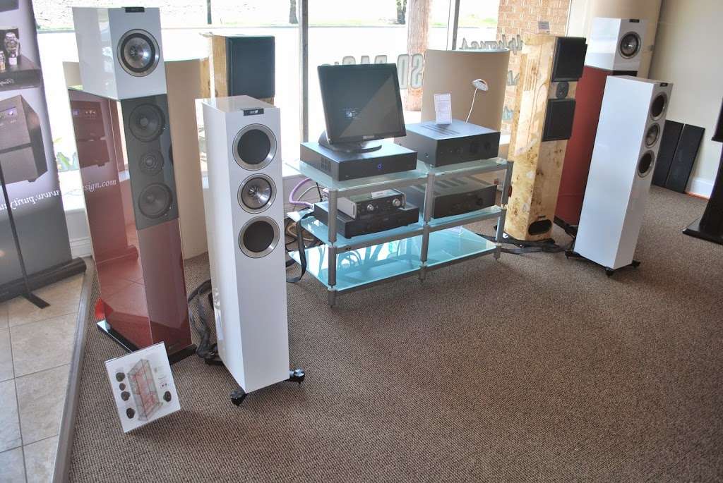 Toska Audio | 186-188 Skokie Valley Rd, Highland Park, IL 60035, USA | Phone: (847) 926-3102