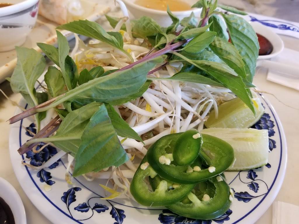 Phở Saigon | 5100 W Colonial Dr, Orlando, FL 32808, USA | Phone: (407) 253-7013