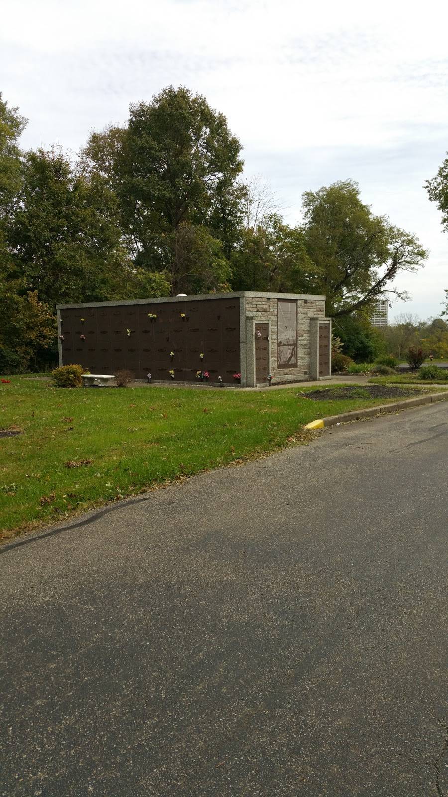 Baltimore Pike Cemetery | 3200 Costello Ave, Cincinnati, OH 45211 | Phone: (513) 921-1216