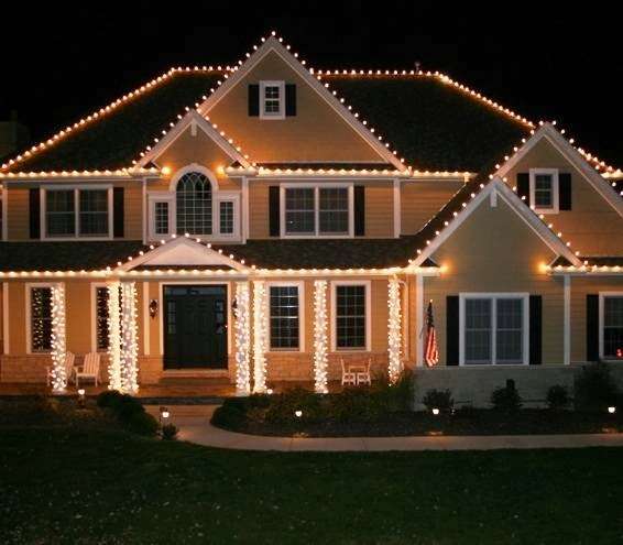 Diamond Bright Holiday Lights | 7631 W 100th Pl, Bridgeview, IL 60455, USA | Phone: (708) 741-4444