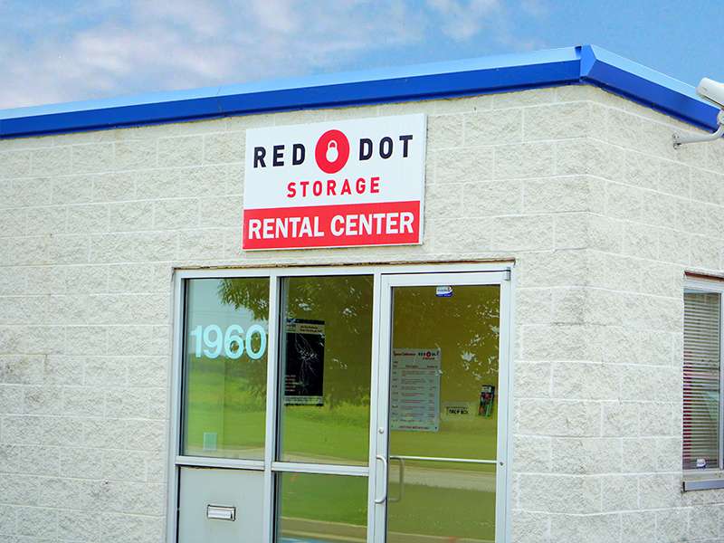 Red Dot Storage | 1960 Wiesbrook Dr, Oswego, IL 60543 | Phone: (630) 365-7237