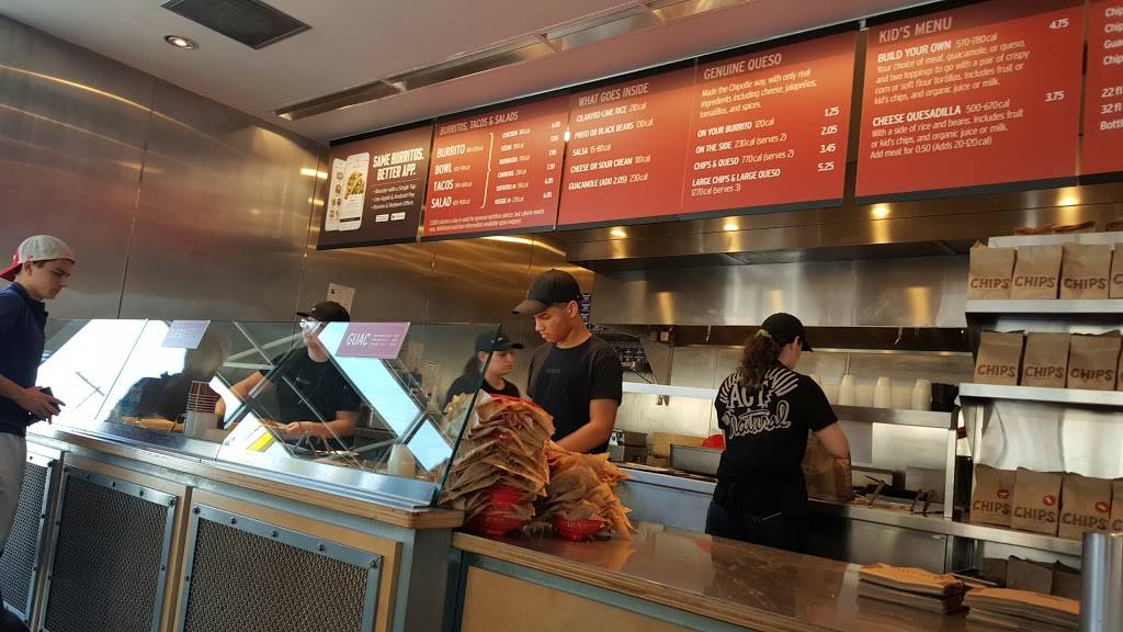 Chipotle Mexican Grill | 4861 McKnight Rd, Pittsburgh, PA 15237, USA | Phone: (412) 367-4902