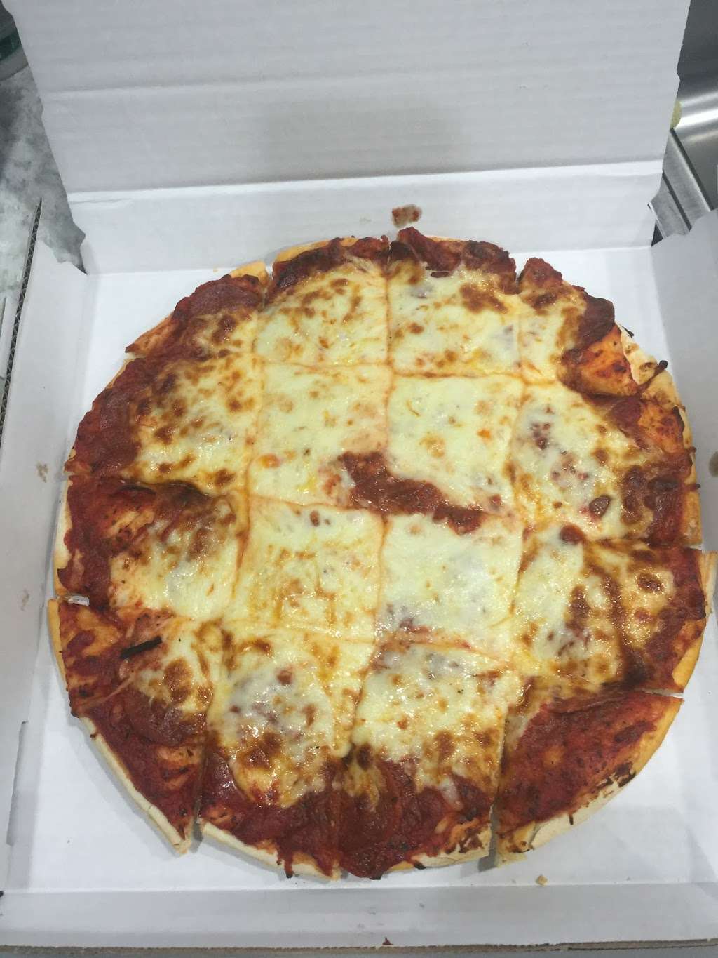 Village Pizza | 17260 Oak Park Ave # 1, Tinley Park, IL 60477 | Phone: (708) 532-4440