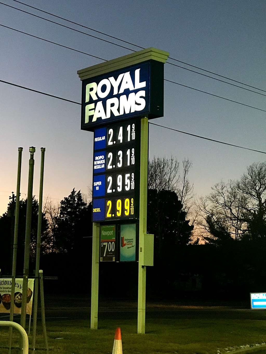 Royal Farms | 5456 N Dupont Hwy, Dover, DE 19901, USA | Phone: (302) 674-1236