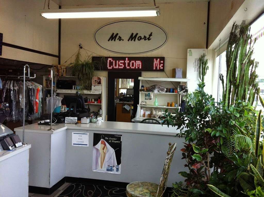 Mr Mort Cleaners | 17-01 Broadway, Fair Lawn, NJ 07410, USA | Phone: (201) 797-4888