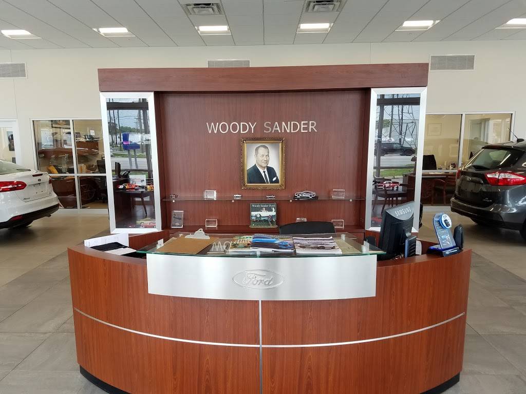 Woody Sander Ford | 235 W Mitchell Ave, Cincinnati, OH 45232, USA | Phone: (513) 541-5586