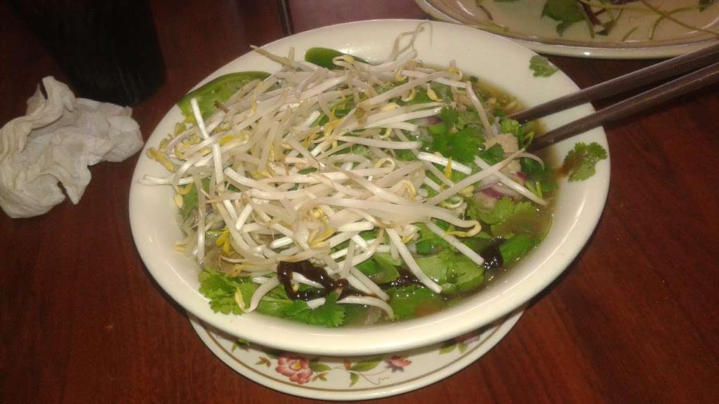 Thanh Restaurant | 10618 Clay Rd, Houston, TX 77041, USA | Phone: (713) 466-5544