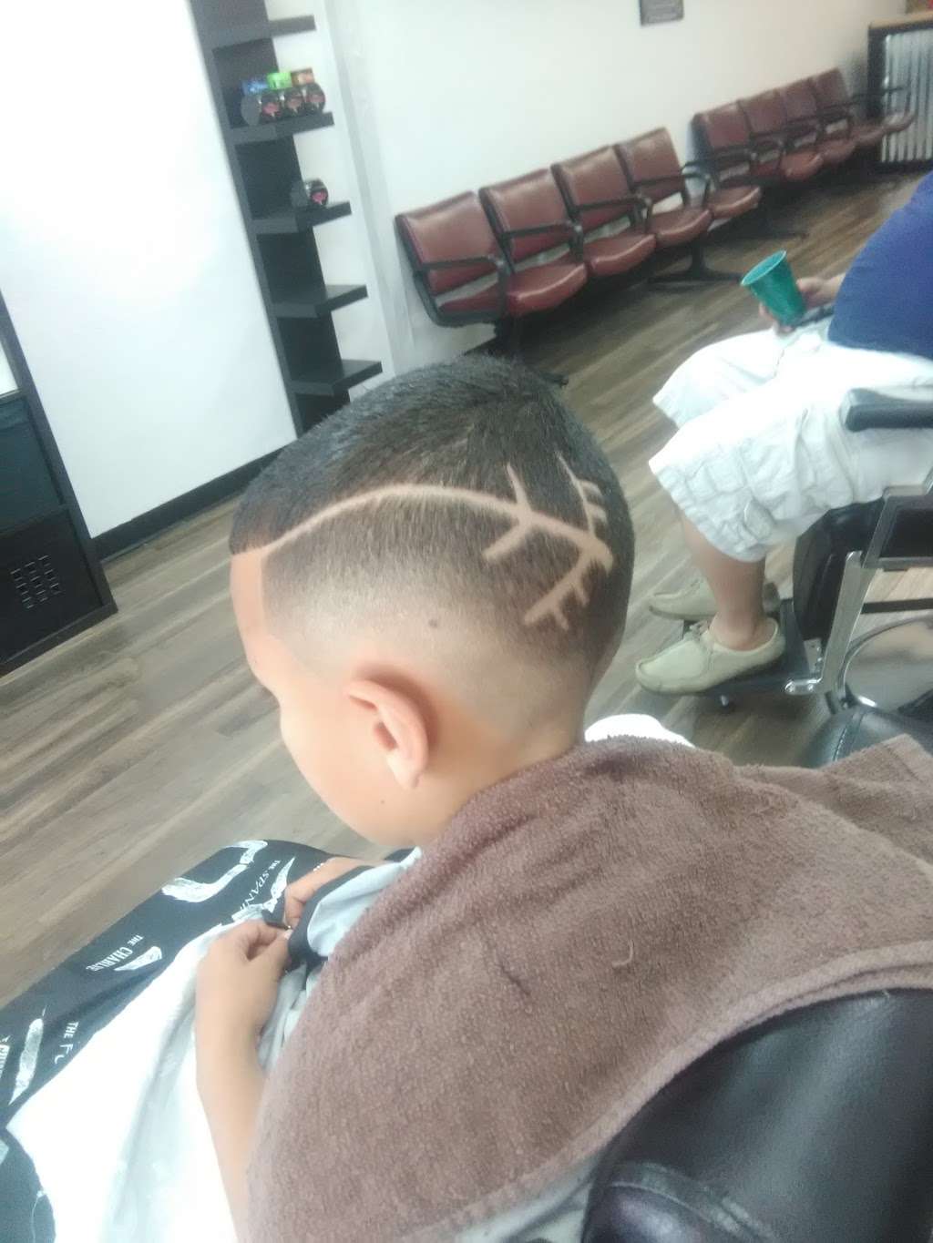 Champions Barber Studio | 670 W Montrose St, Clermont, FL 34711, USA | Phone: (352) 321-5713