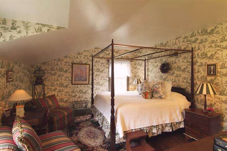 The Pennsbury Inn Bed And Breakfast | 883 Baltimore Pike, Chadds Ford, PA 19317, USA | Phone: (610) 388-1435