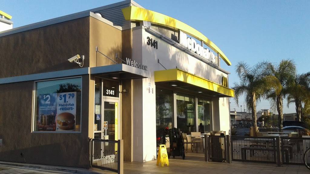 McDonalds | 3141 Harbor Blvd, Costa Mesa, CA 92626, USA | Phone: (714) 549-1279