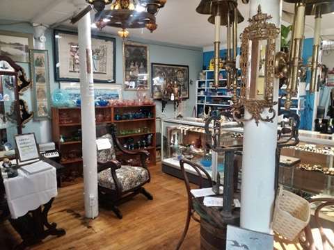 C & C Antiques | 734 Bedford St, Elmwood, MA 02337, USA | Phone: (508) 378-2078