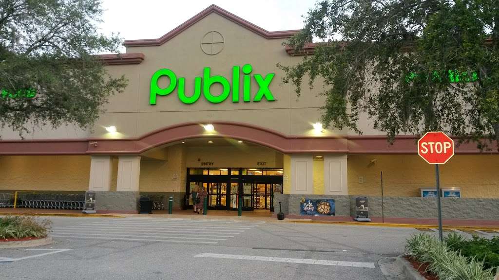 Publix Super Market at Saxon Crossings | 2100 Saxon Blvd, Deltona, FL 32725 | Phone: (386) 532-8584