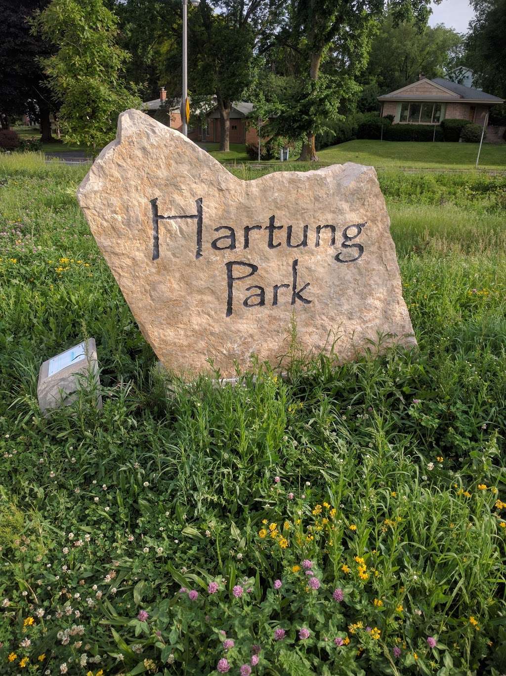 Hartung Park | W Keefe Ave, Wauwatosa, WI 53222, USA