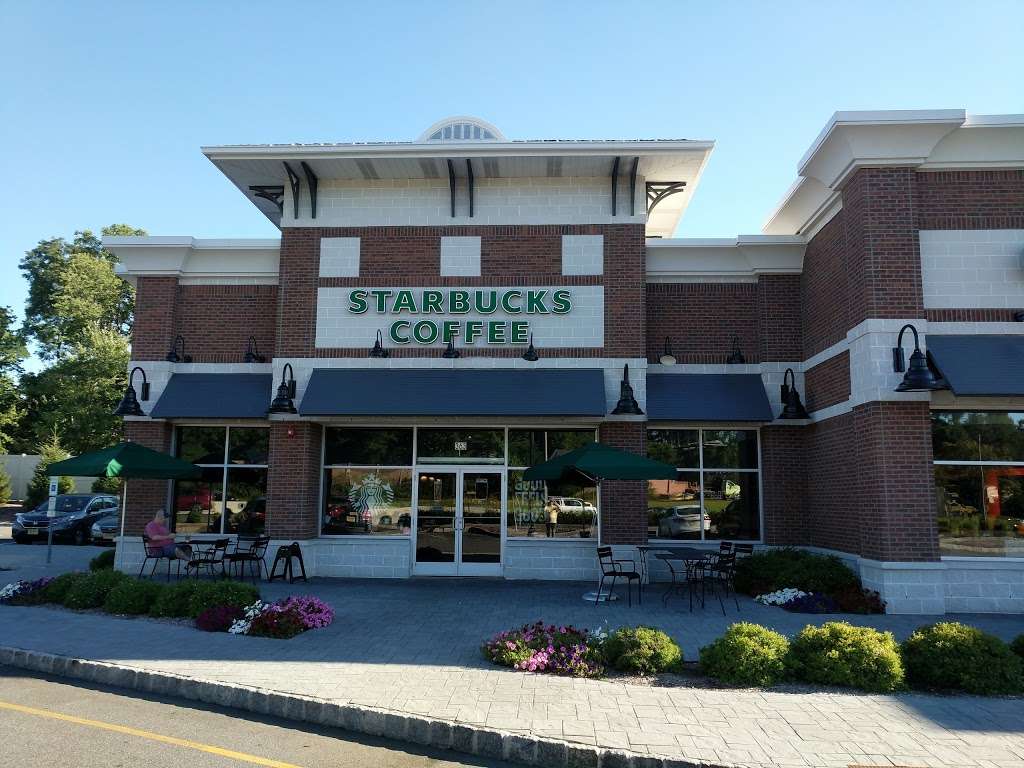 Starbucks | 363 RT 17, South, Ridgewood, NJ 07450, USA | Phone: (201) 414-4273