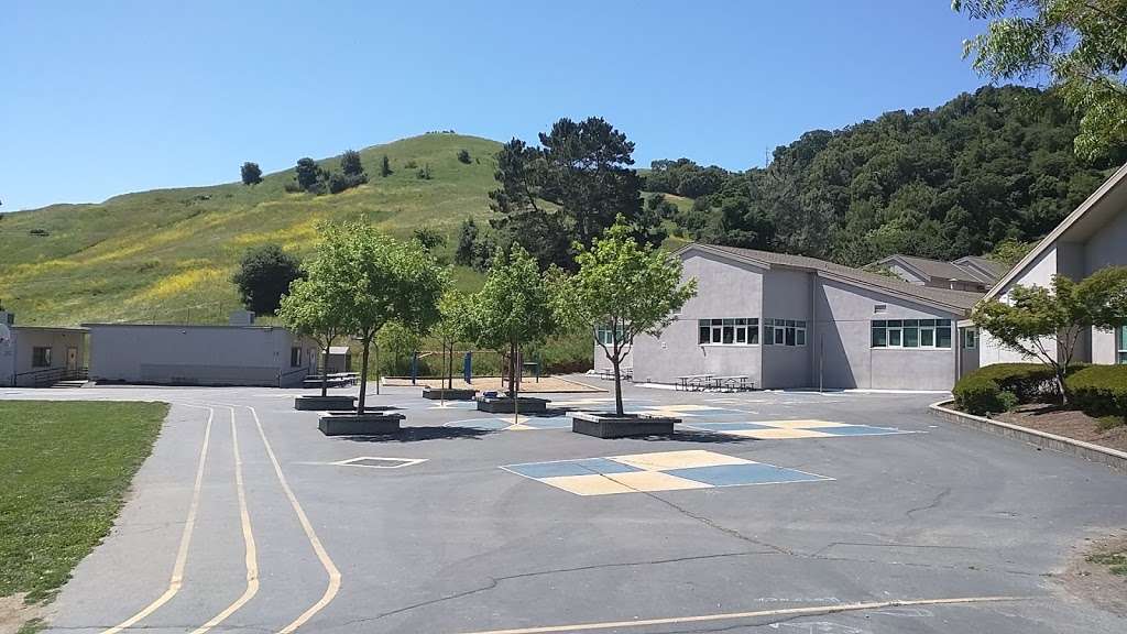 Springhill Elementary School | 3301 Springhill Rd, Lafayette, CA 94549, USA | Phone: (925) 927-3580