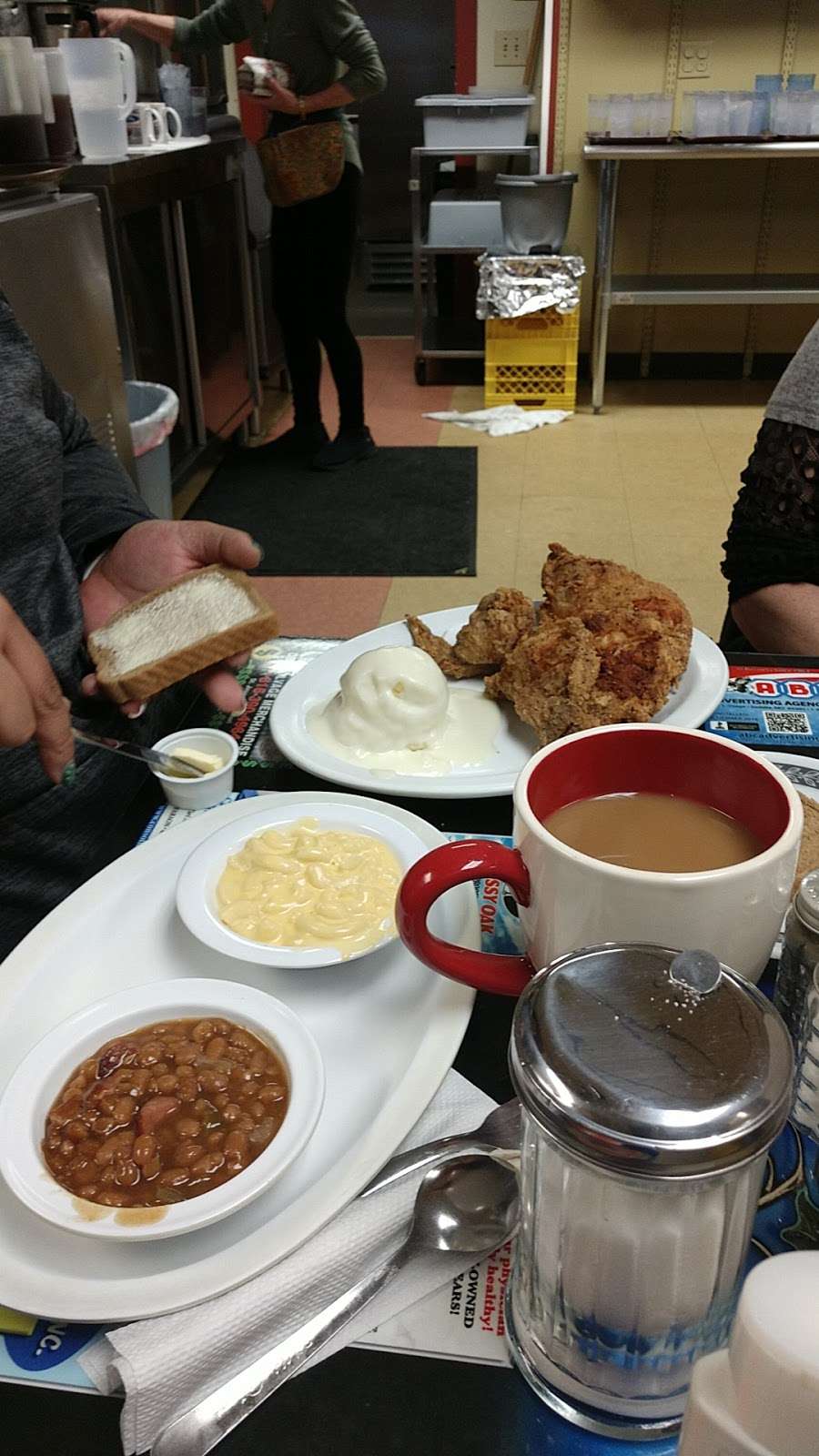 Bettys Cafe | 6307 King Hill Ave, St Joseph, MO 64504, USA | Phone: (816) 238-9847