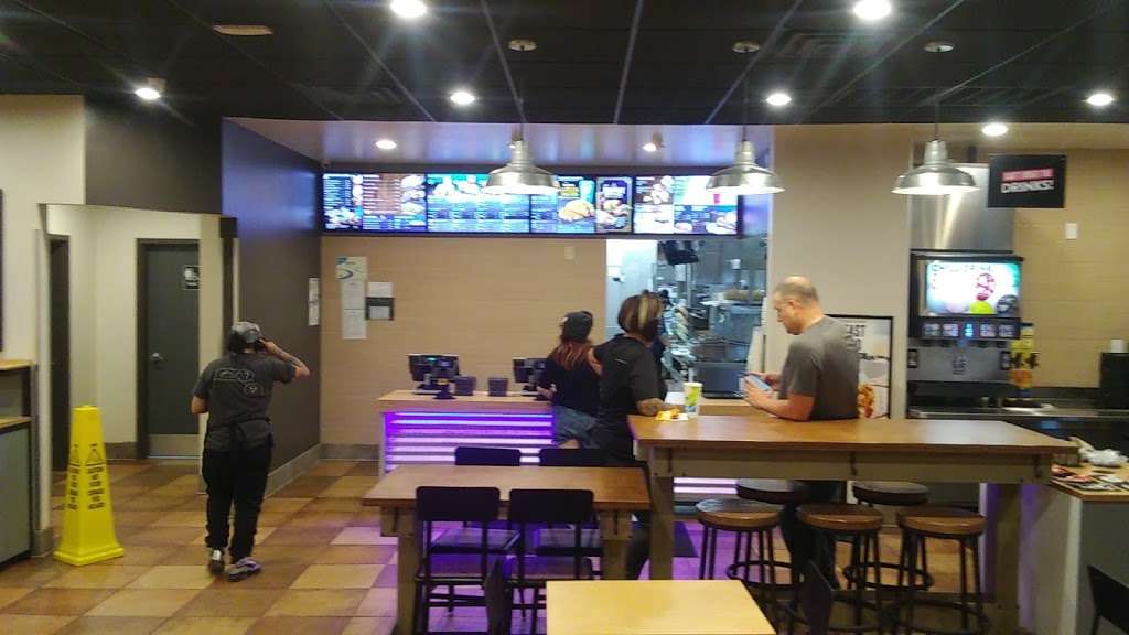 Taco Bell | 155 Brooklyn St, Carbondale, PA 18407, USA | Phone: (570) 213-3892