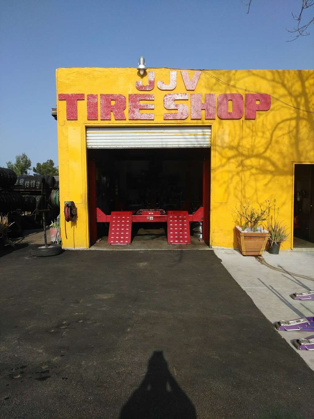 JJv Tire Shop | 1635, 9783 Alder Ave A, Bloomington, CA 92316, USA | Phone: (909) 877-6670