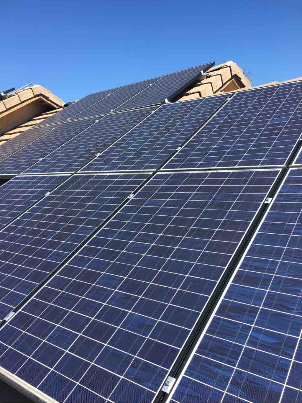 Berry Roofing Inc Solar Installation, Roofing & More | 3226 Kluk Ln, Riverside, CA 92501, USA | Phone: (951) 905-5116