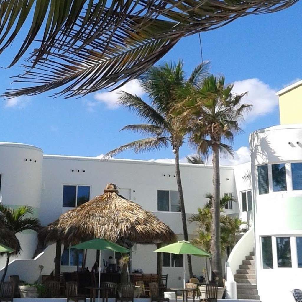 Walkabout Beach Resort | 2500 N Surf Rd, Hollywood, FL 33019, USA | Phone: (954) 272-6000