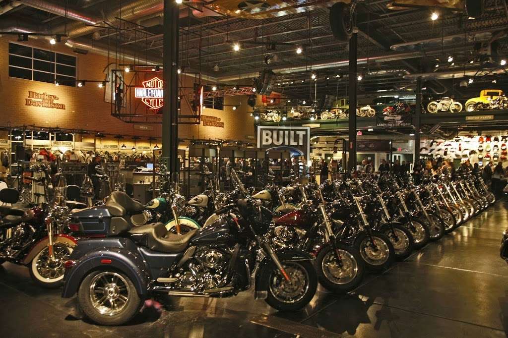 Chicago Harley-Davidson | 5490 Park Pl, Rosemont, IL 60018, USA | Phone: (847) 454-7244