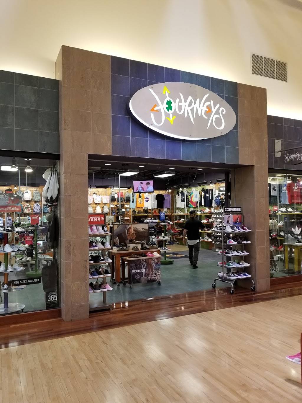 Journeys | 3000 Grapevine Mills Pkwy #420, Grapevine, TX 76051, USA | Phone: (214) 513-8994