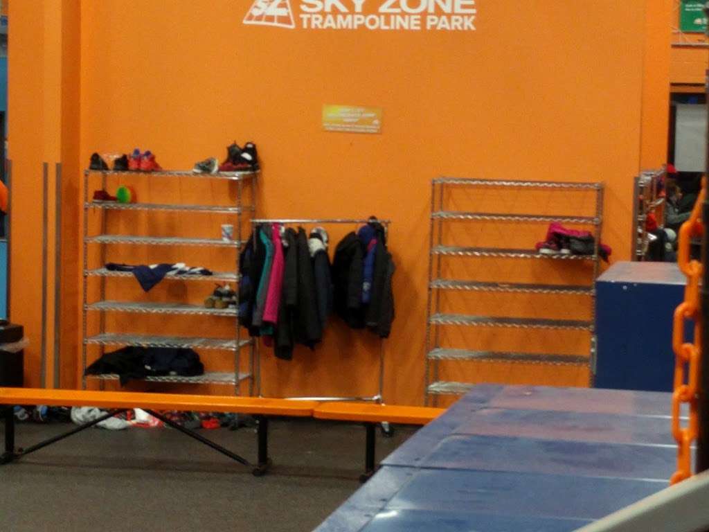 Sky Zone | 80 Commerce Dr, Allendale, NJ 07401, USA | Phone: (201) 574-1800