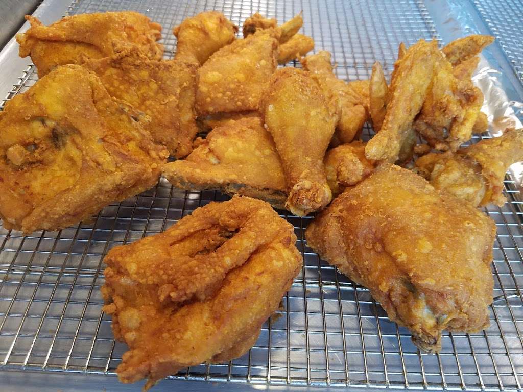 Jersey kennedy fried chiken | 450 Rahway Ave, Woodbridge, NJ 07095 | Phone: (732) 874-5545