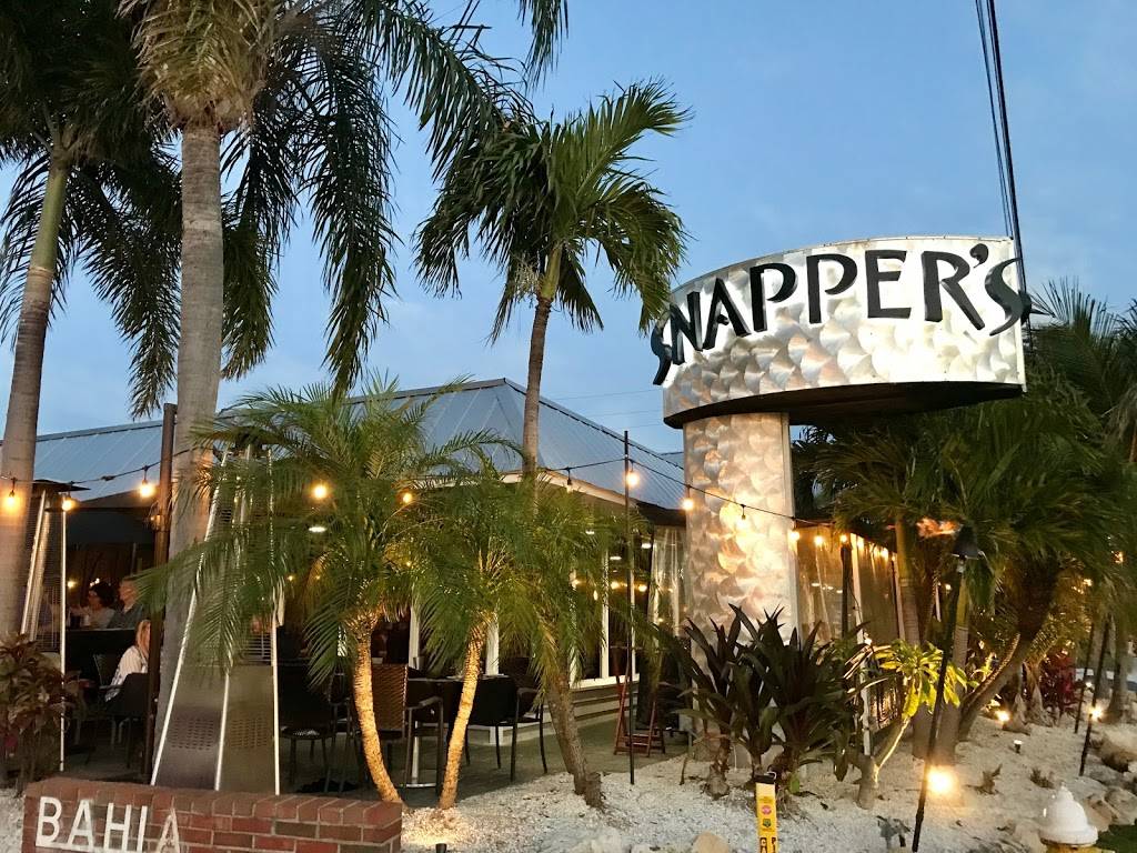 Snappers Sea Grill | 5895 Gulf Blvd, St Pete Beach, FL 33706, USA | Phone: (727) 367-3550