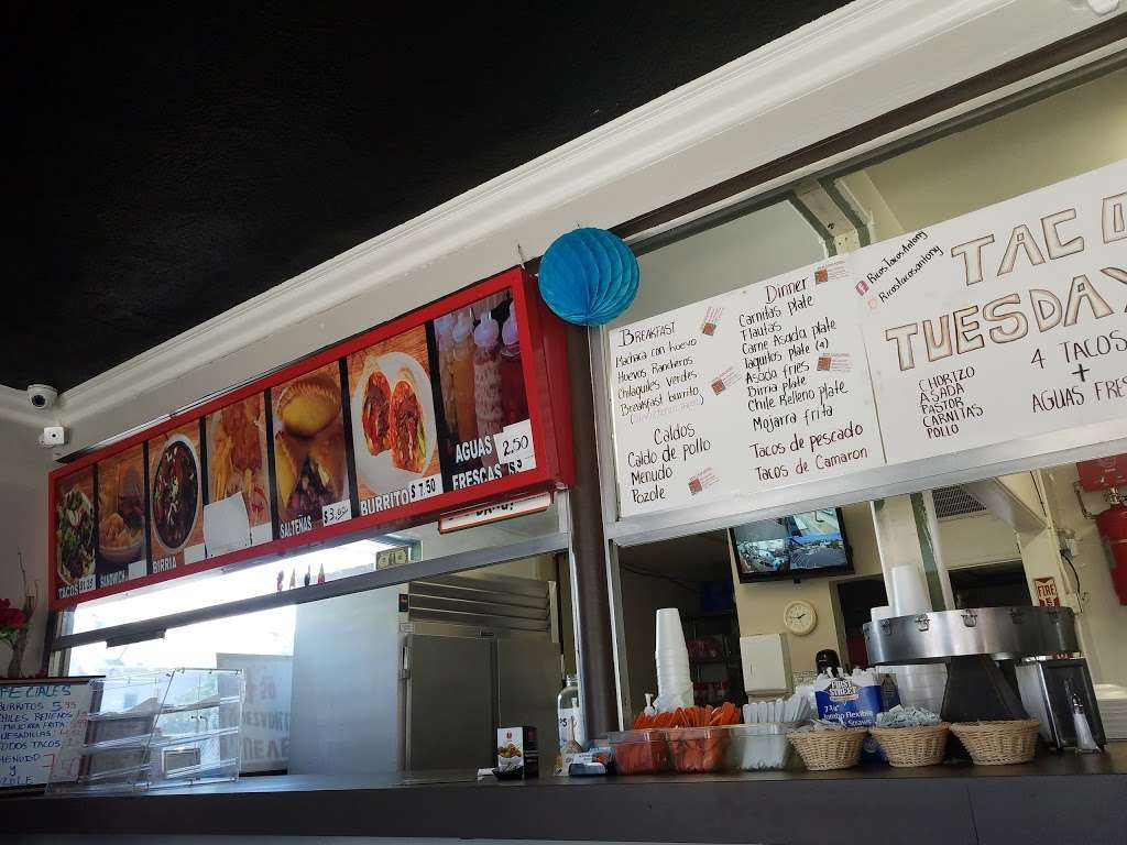 Ricos Tacos Antony | 825 CA-18 Business, San Bernardino, CA 92405, USA | Phone: (909) 443-9501