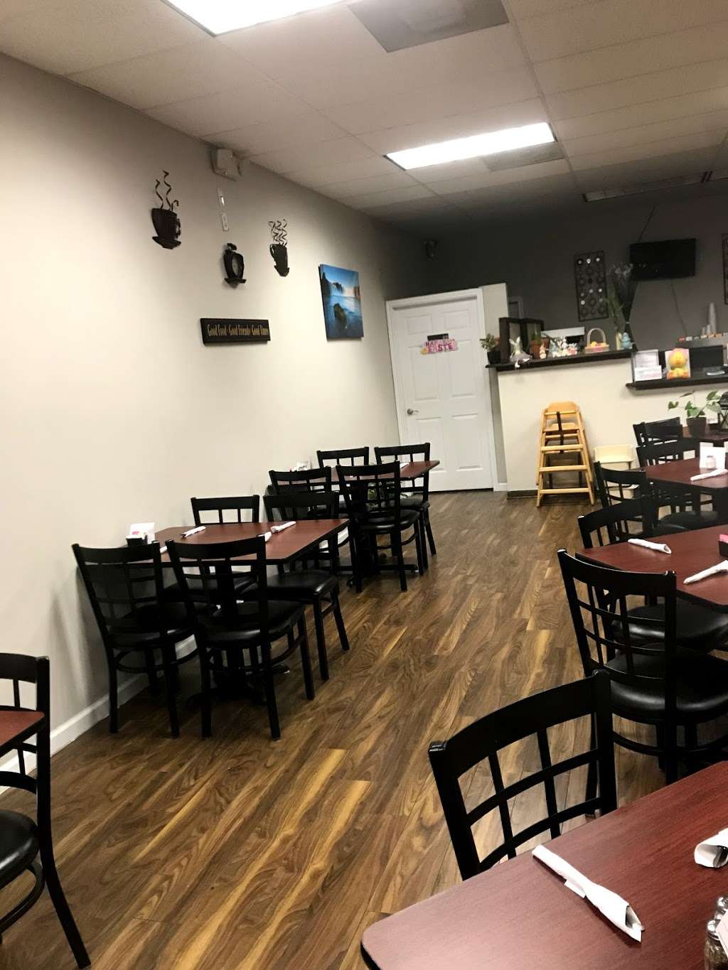 Waterfalls Cafe | 5200 Farm to Market 2920 #180, Spring, TX 77388, USA | Phone: (346) 224-8555