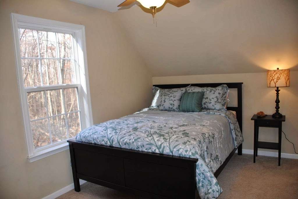 Beavers Hill Cottage | Rocky Spring Ln, Linden, VA 22642, USA | Phone: (571) 449-7189