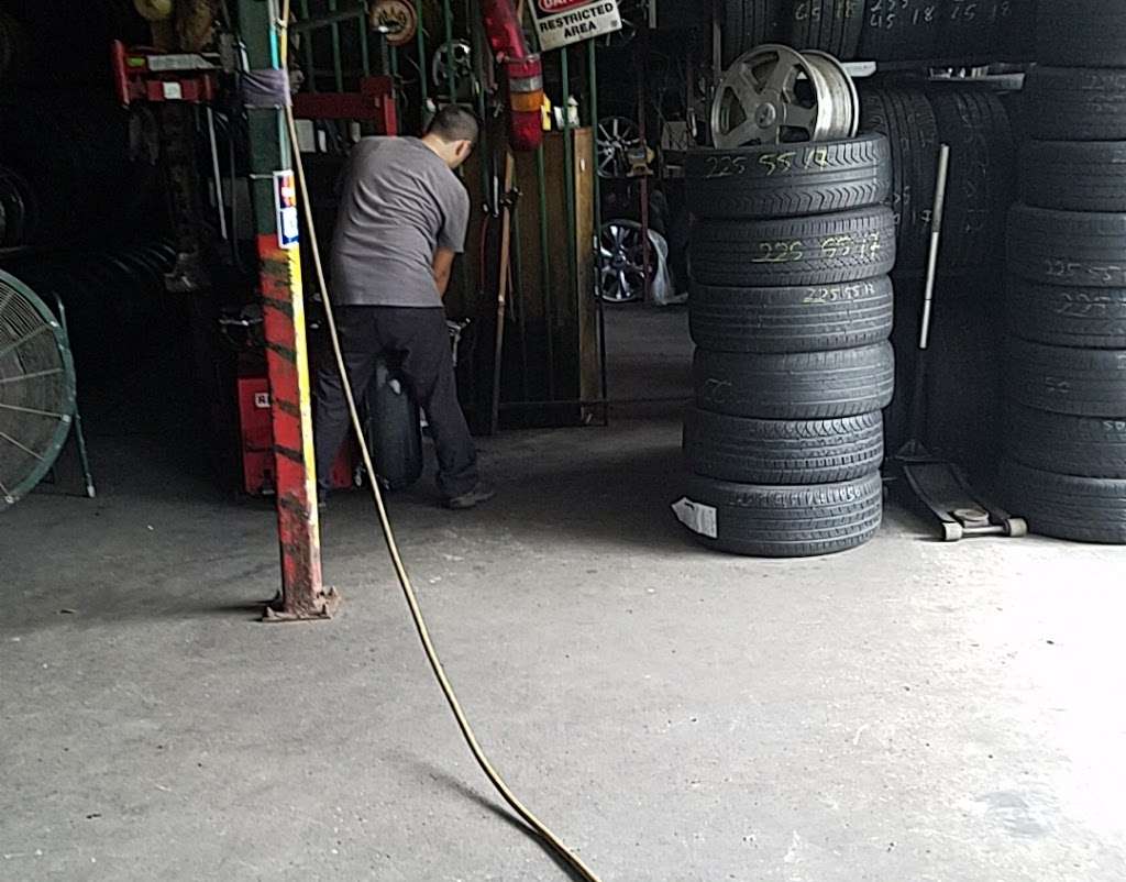 Alfaro Tire Shop | 8710 N Wayside Dr, Houston, TX 77028, USA | Phone: (713) 633-4652