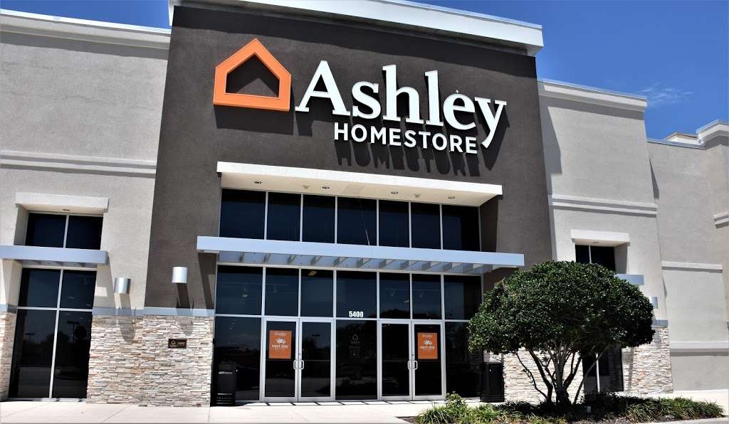 Ashley HomeStore | 5400 Grandview Pkwy, Davenport, FL 33837, USA | Phone: (863) 588-1699