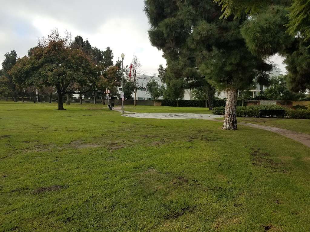 Rosie the Riveter Park and Interpretitive Center | 4900 E Conant St, Long Beach, CA 90808 | Phone: (562) 201-1296