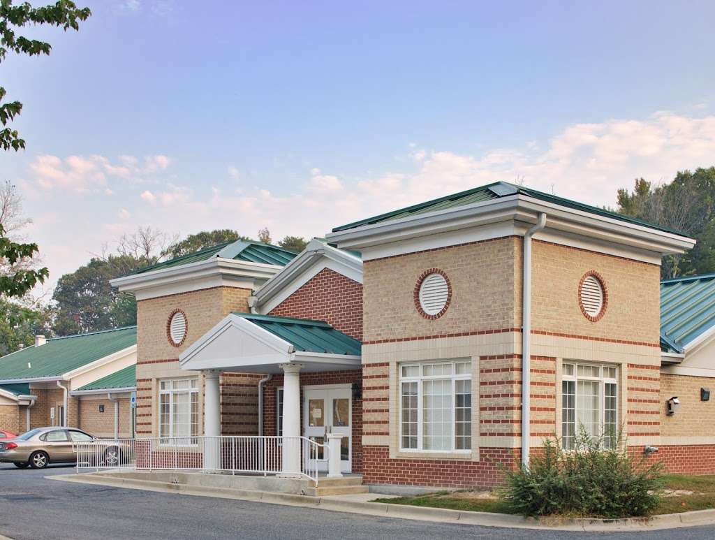 Waldorf Center | 4140 Old Washington Rd, Waldorf, MD 20602 | Phone: (301) 645-2813