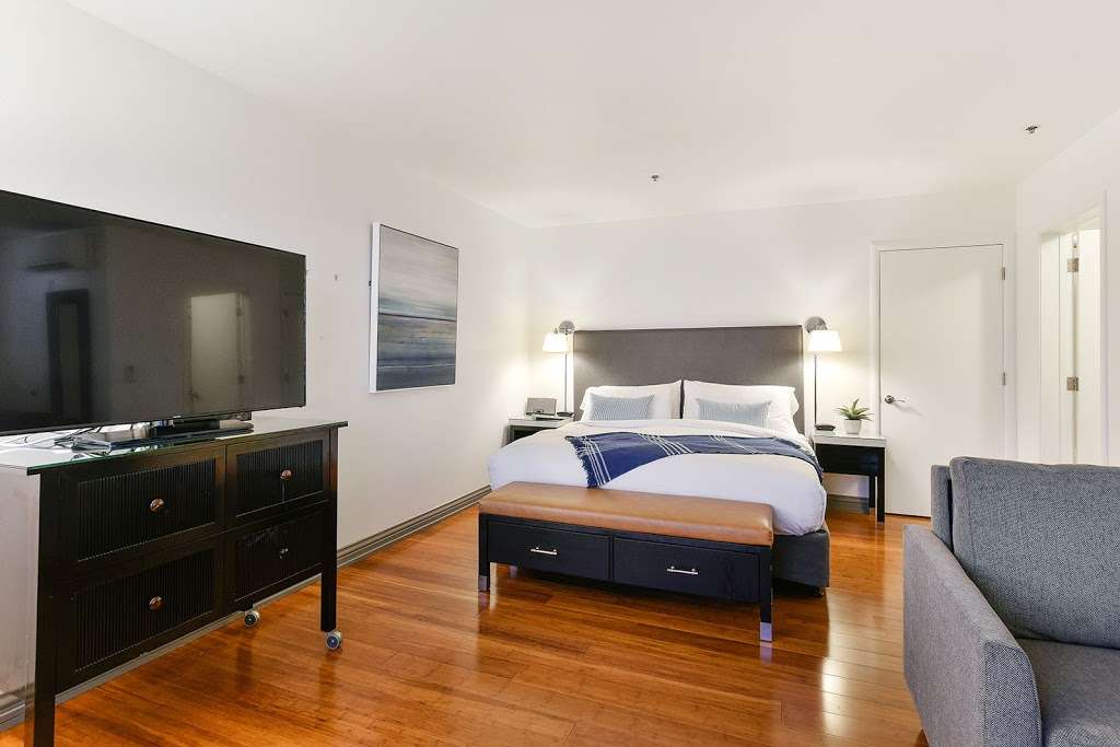 Waters Edge Hotel | 25 Main St, Tiburon, CA 94920, USA | Phone: (415) 789-5999