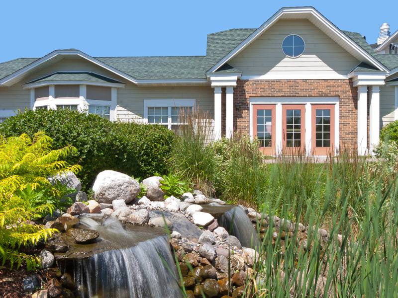 The Waterford Independent & Assisted Living | 6288 Louisiana Ct, Brooklyn Park, MN 55428, USA | Phone: (763) 537-3382