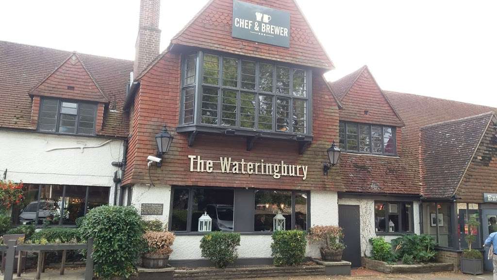 The Wateringbury | Tonbridge Rd, Wateringbury, Maidstone ME18 5NS, UK | Phone: 01622 812632