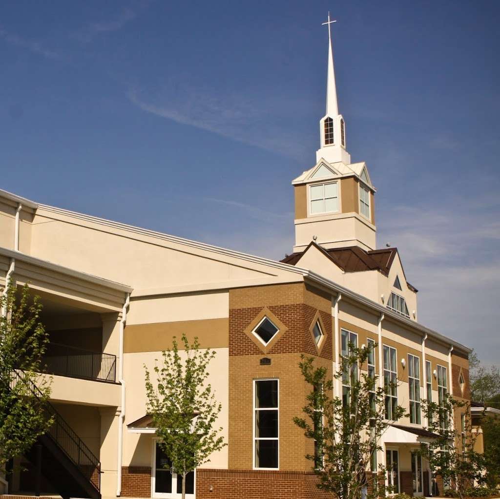 Fort Mill Church of God | 221 Academy St, Fort Mill, SC 29715, USA | Phone: (803) 547-2629