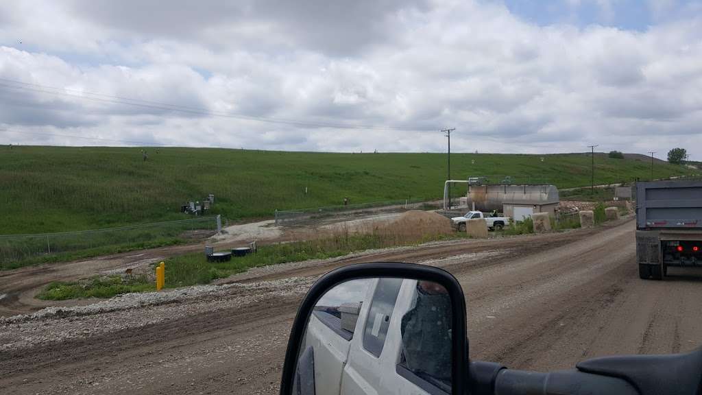 Waste Management - Laraway Landfill, 21233 W Laraway Rd, Joliet, IL