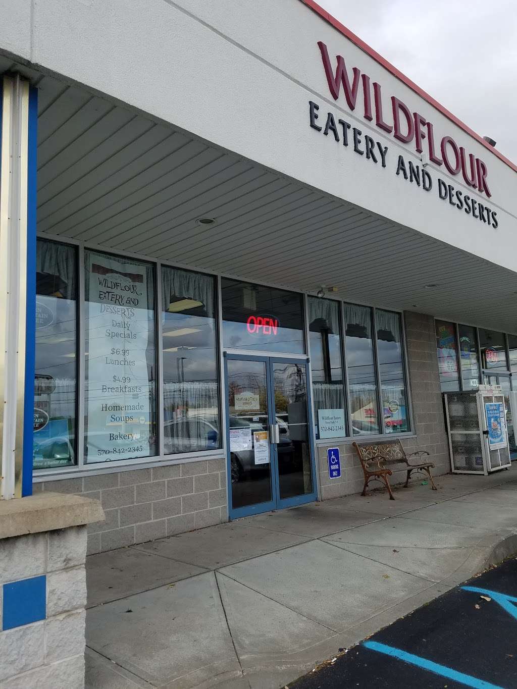 WILDFLOUR EATERY & DESSERTS | 480 Daleville Hwy, Covington Township, PA 18444, USA | Phone: (570) 842-2345