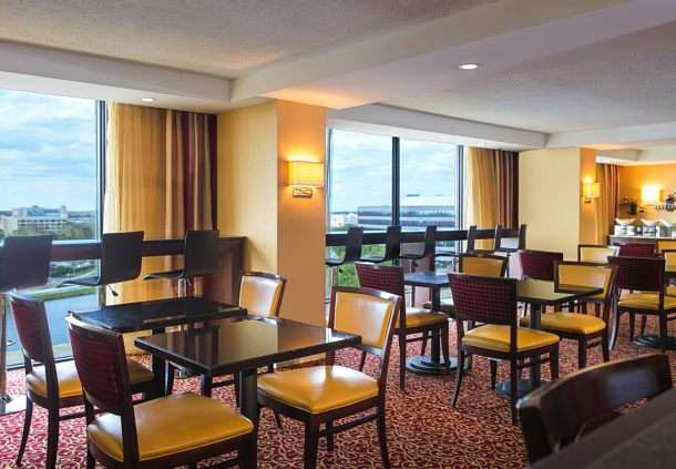 Orlando Airport Marriott Lakeside | 7499 Augusta National Dr, Orlando, FL 32822, USA | Phone: (407) 851-9000
