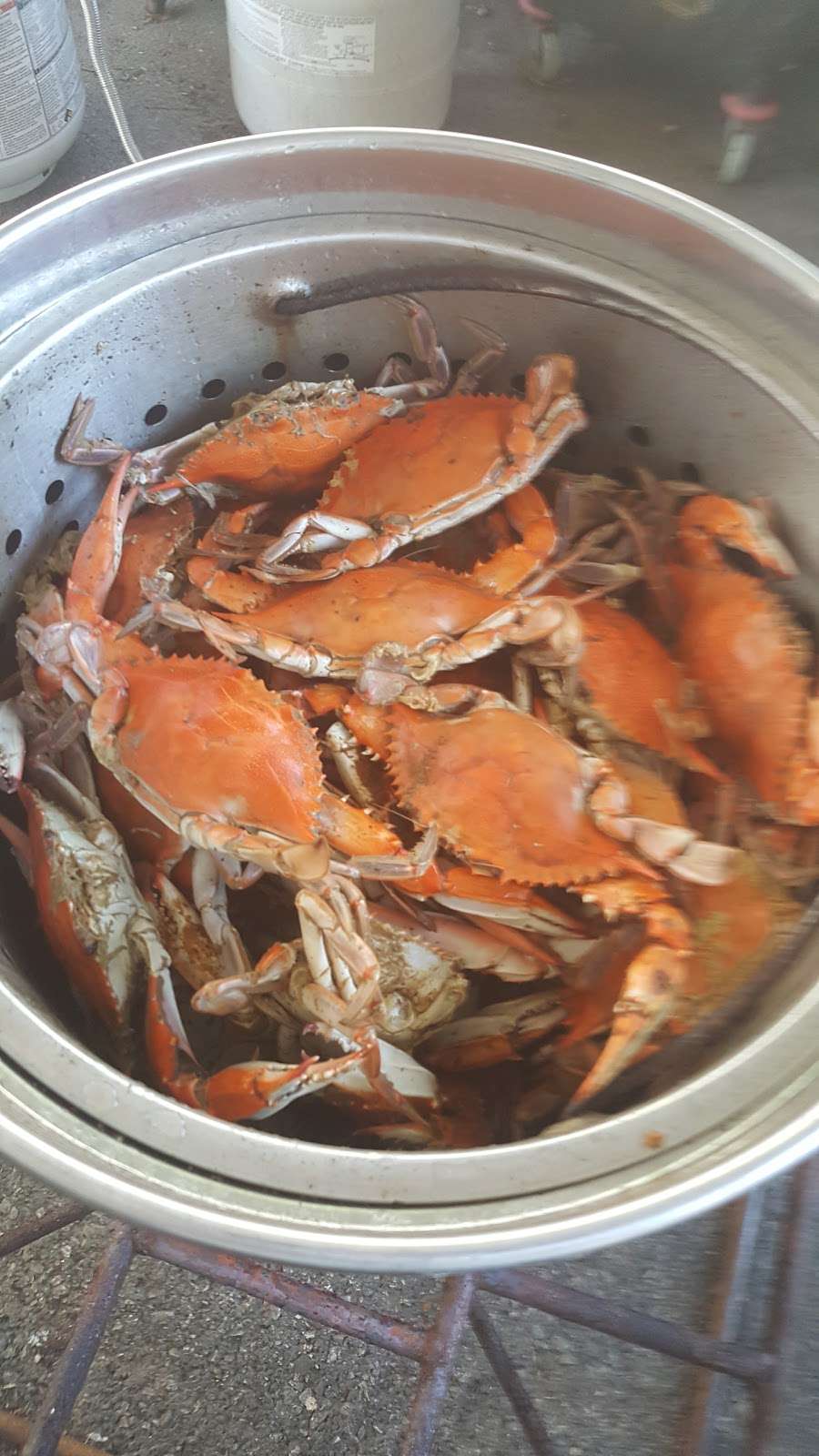 Sunset Restaurant BBQ & Crabs | 3007 New Castle Ave, New Castle, DE 19720 | Phone: (302) 984-0646