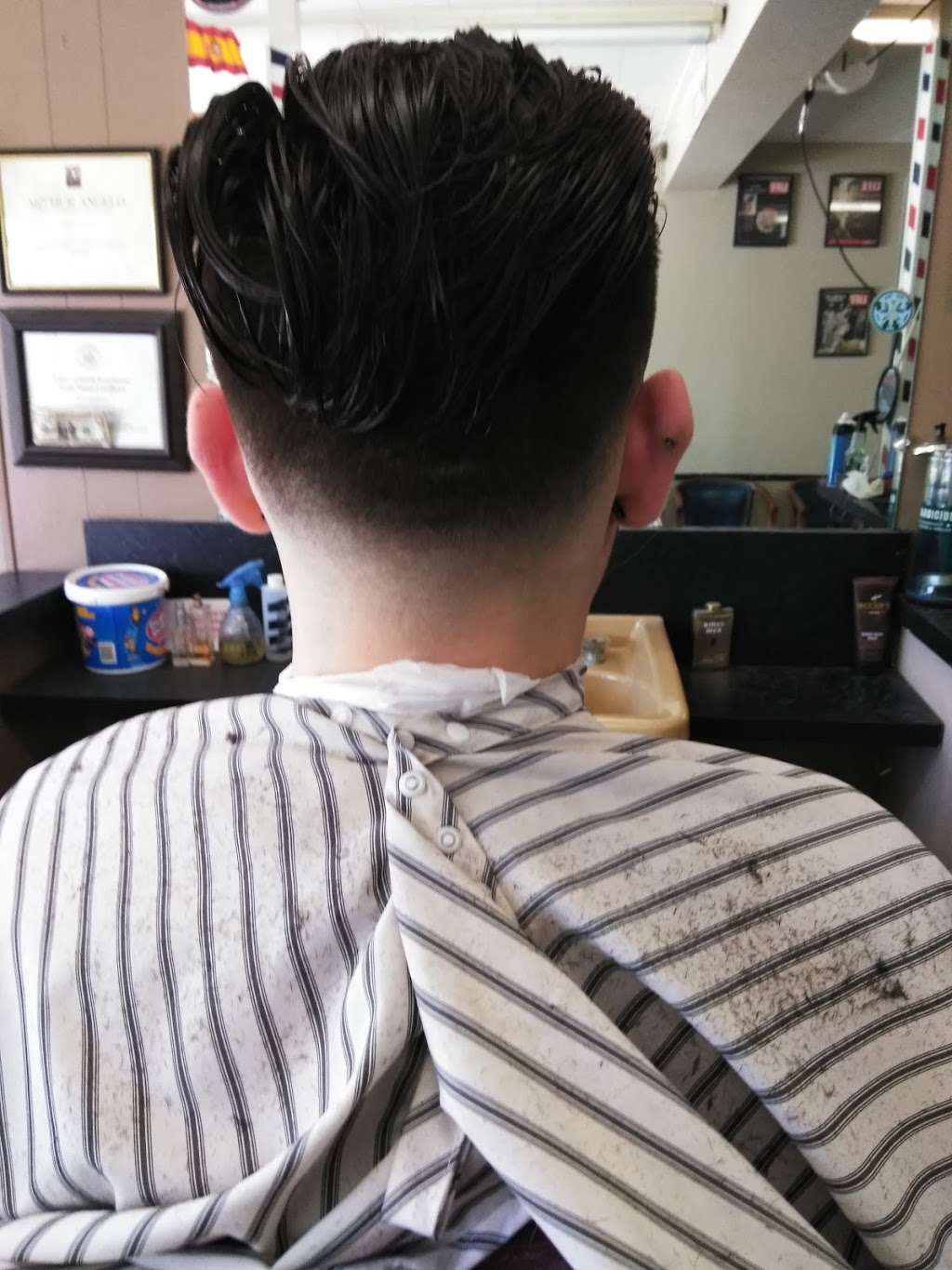 Ricos Barber Shop | 148 Barrett Ave, North Providence, RI 02904, USA | Phone: (401) 516-6091