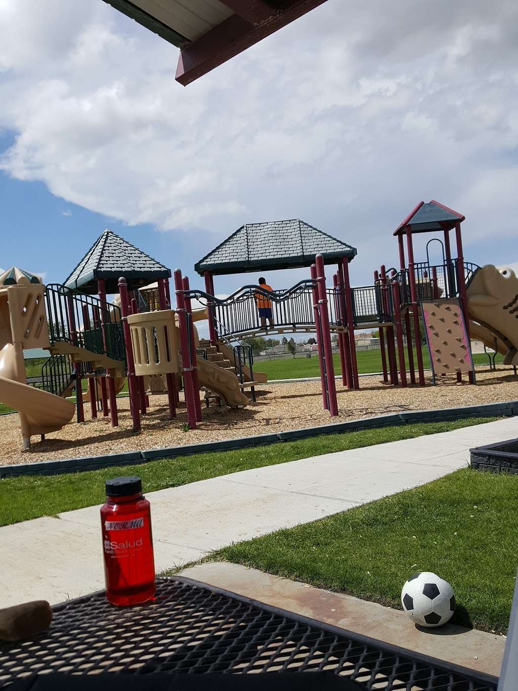 Community Center Park | 201 S Rollie Ave, Fort Lupton, CO 80621, USA | Phone: (303) 857-4200