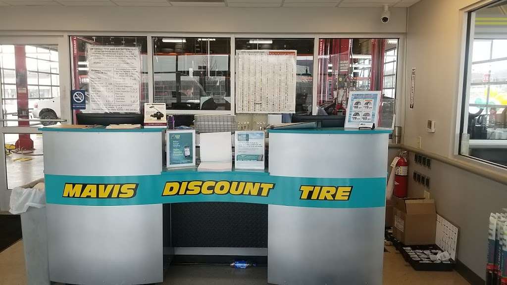 Mavis Discount Tire 1790 Tilden Ridge Dr, Hamburg, PA 19526, USA